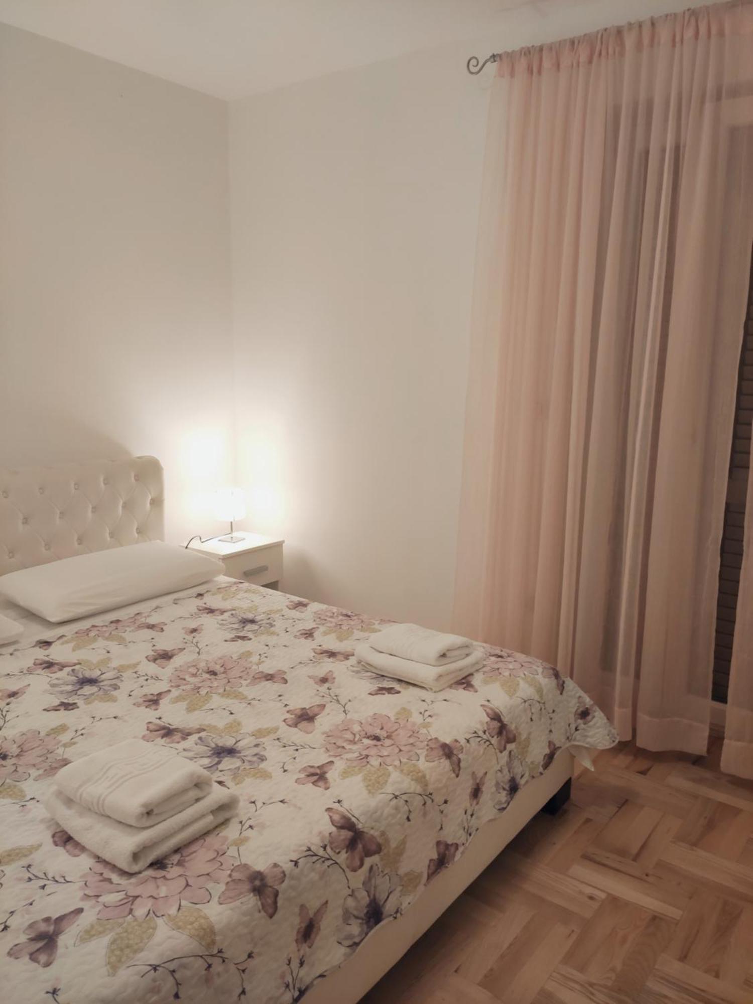Siesta Apartments Sibenik Bagian luar foto